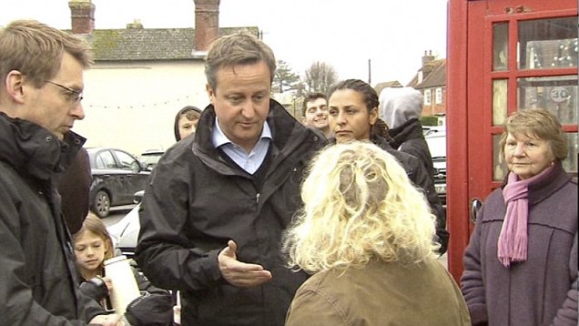 Angry Flood Victims Confront David Cameron