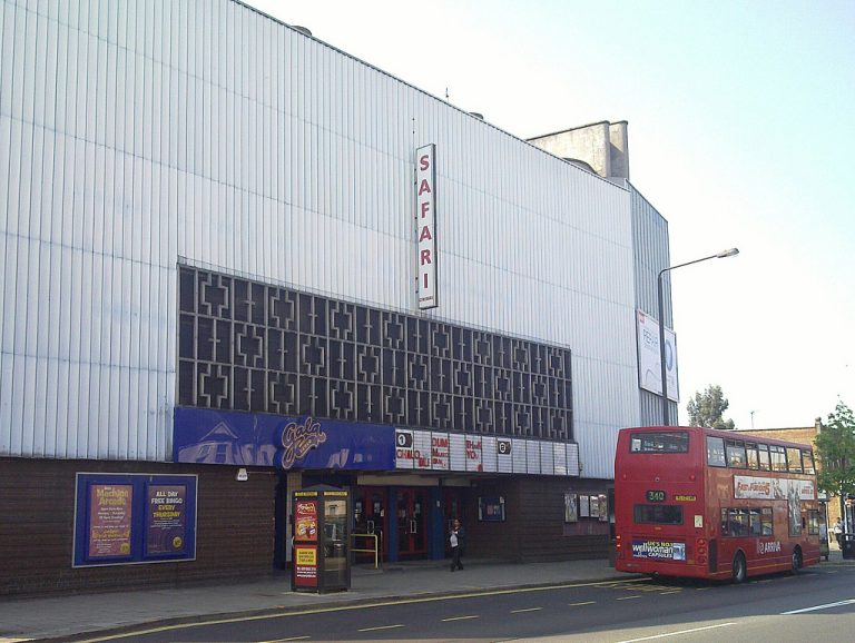 5673738392 27ef677574 b 1 768x578