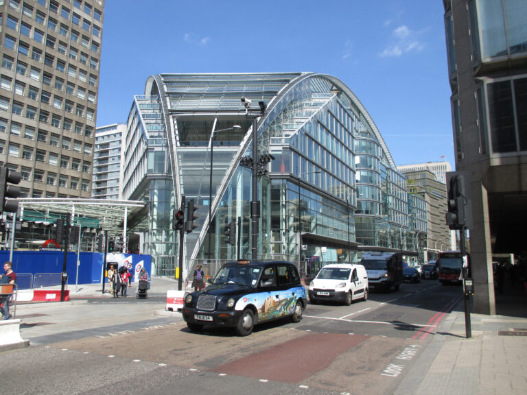 Cardinal Place shopping 768x576