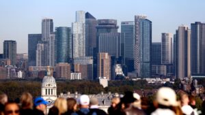 skynewscanarywharfgreenwichpark7246408 Access to London