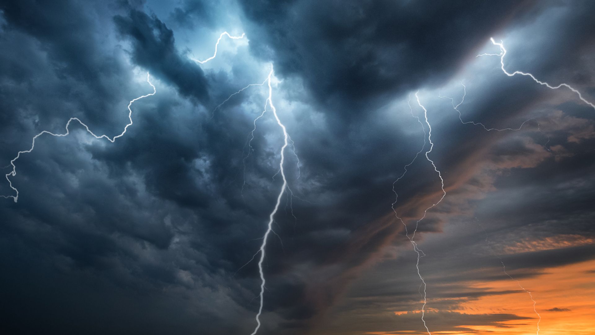 skynews-weather-thunderstorm_6690926 – Access to London