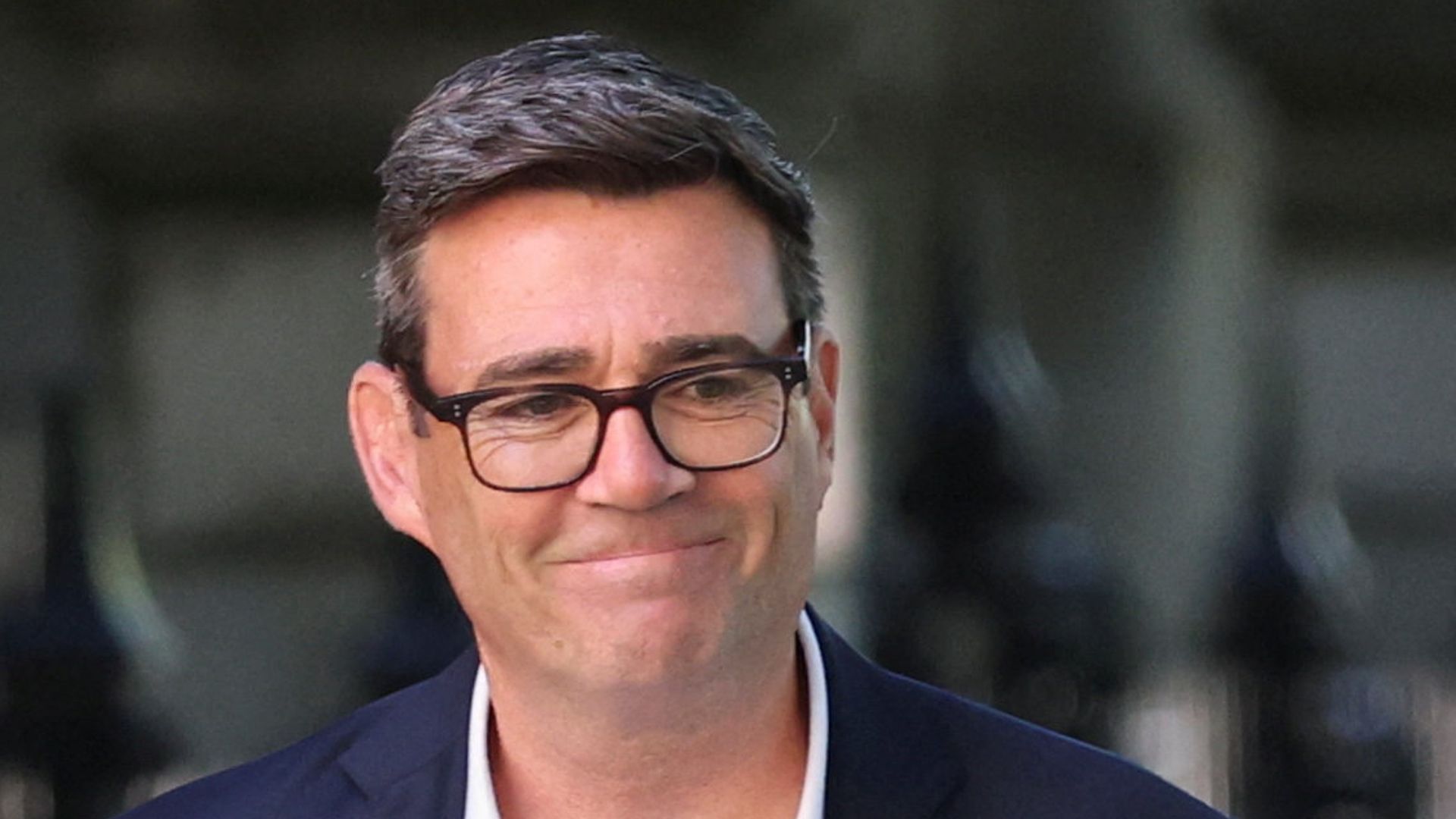 skynewsandyburnhampolitics7297017 Access to London