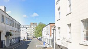 skynewswolverhamptoncrime7290684 Access to London