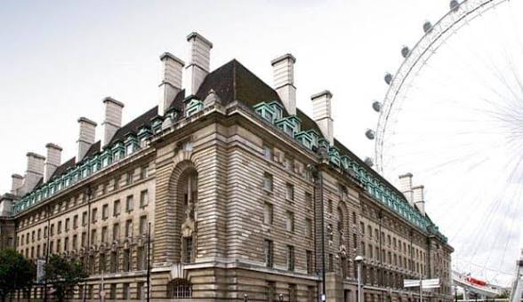 Premier Inn London County Hall 2 1