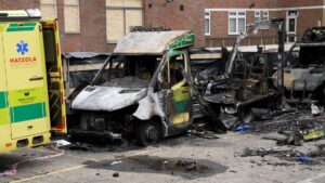 skynewsambulancefiregoldersgreen7313777 Access to London
