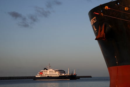 The MV Hondius in Tenerife
