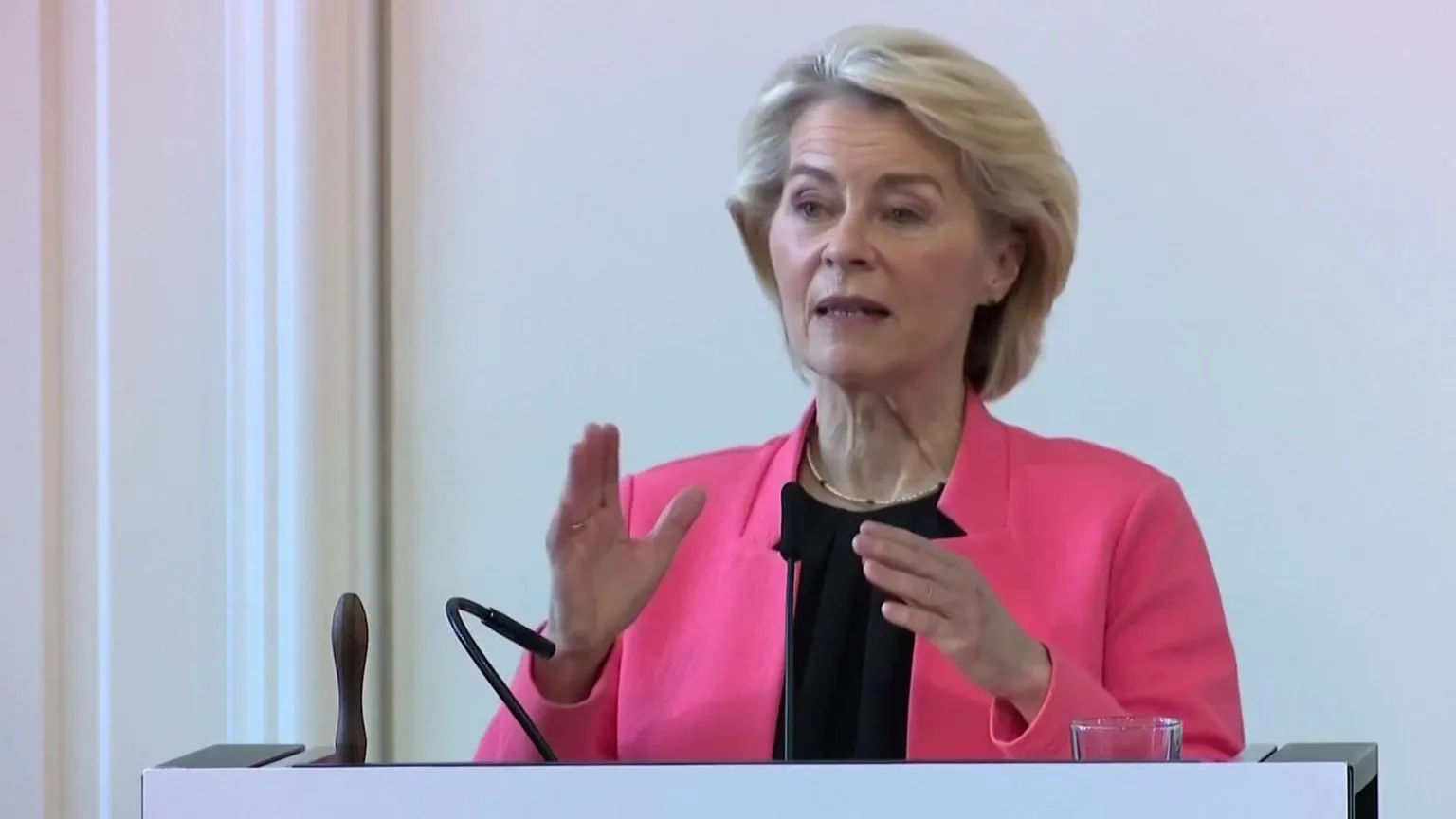Ursula von der Leyen introducing EU plans for children's online safety