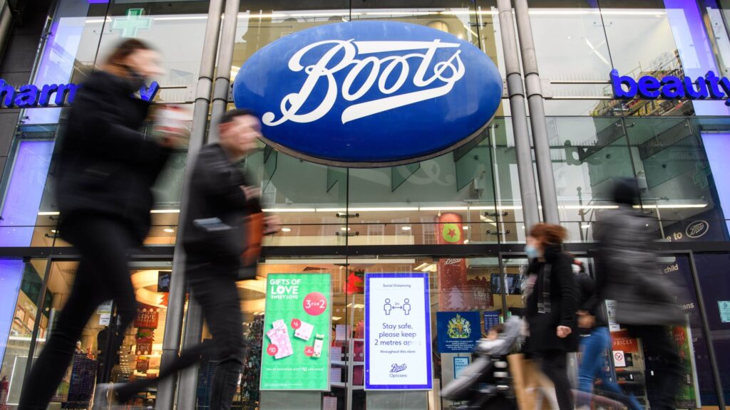 Teenager spared jail after £100,000 shoplifting spree