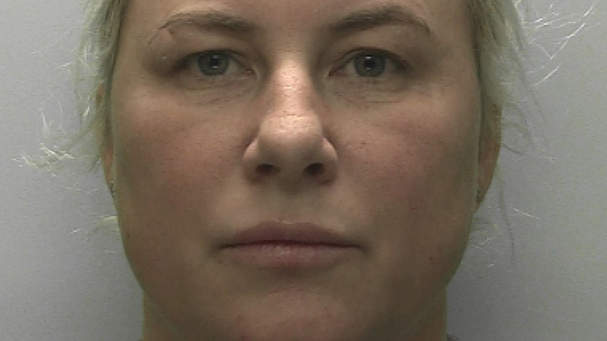 Prison officer who had secret relationship with sex offender is jailed