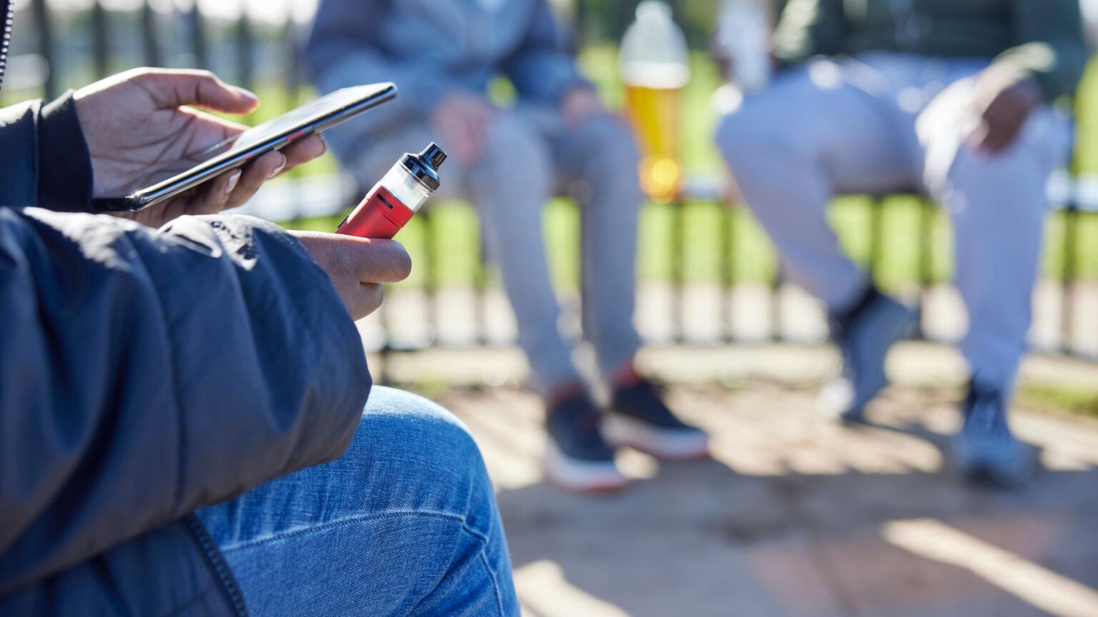 Everyone born after 2008 to be banned from smoking